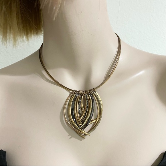 CHICO’s Brass-tone Multi-strand Micro Cable Fringe Gunmetal Rhinestones Necklace - Picture 5 of 12